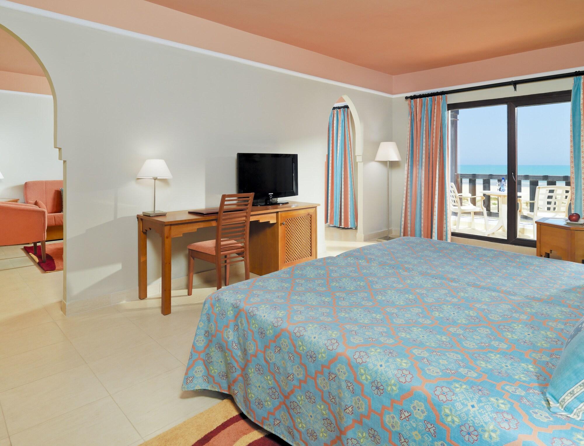 Iberostar Waves Saidia Hotel Ngoại thất bức ảnh A typical room at the hotel