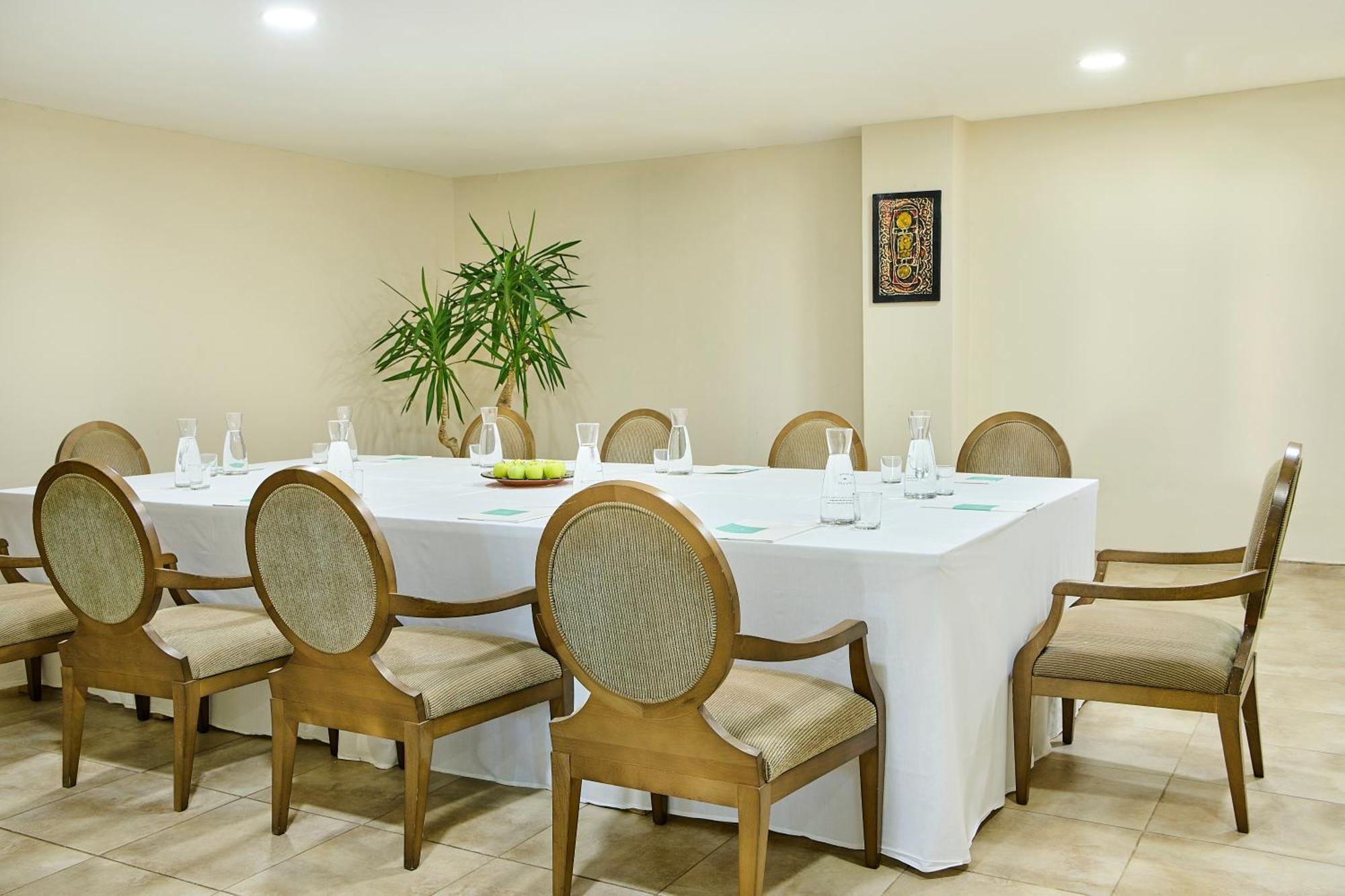 Iberostar Waves Saidia Hotel Ngoại thất bức ảnh Meeting room