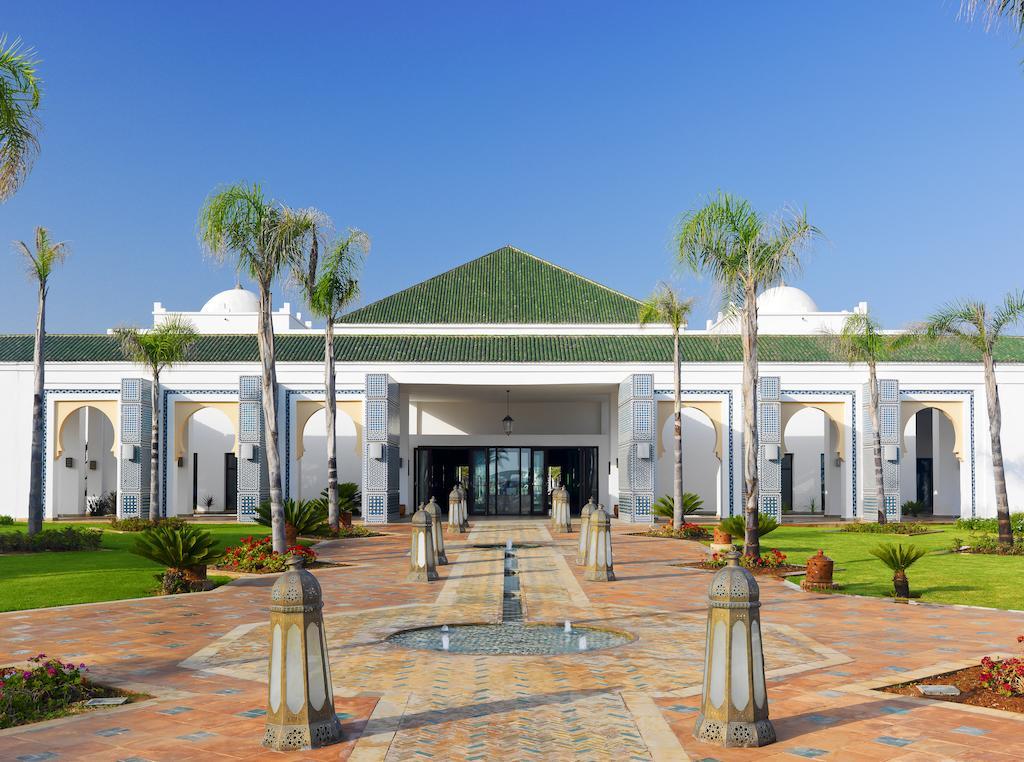 Iberostar Waves Saidia Hotel Ngoại thất bức ảnh The main entrance of the hotel